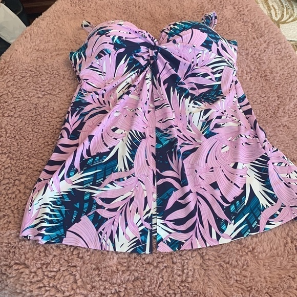 Soma Swimsuit Top with Bra Size 10 in EUC - Picture 5 of 6